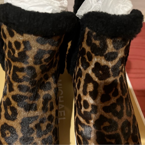 Michael Kors Ashlyn Shearling Lined Bootie   in Leopard print  Sz 8.5  RARE - Picture 12 of 15